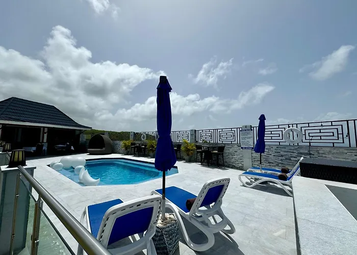 Inn Hospitality Expert Bts 3 Pool Bar Montego Bay