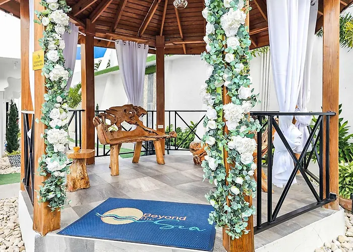 Hospitality Expert Bts 3 Pool Bar